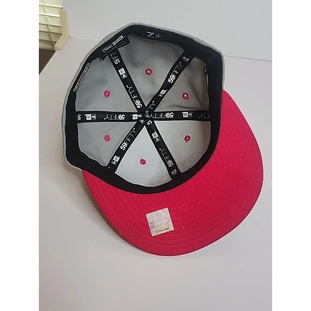 Detroit Pistons New Era 59Fifty Hardwood Classics Hat Cap 7 1/8 Pink Gray